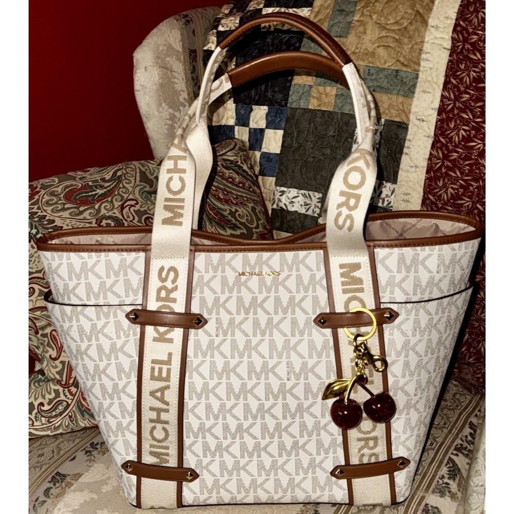 MICHAEL KORS Maeve Large Open Tote -Vanilla Multi EUC $428